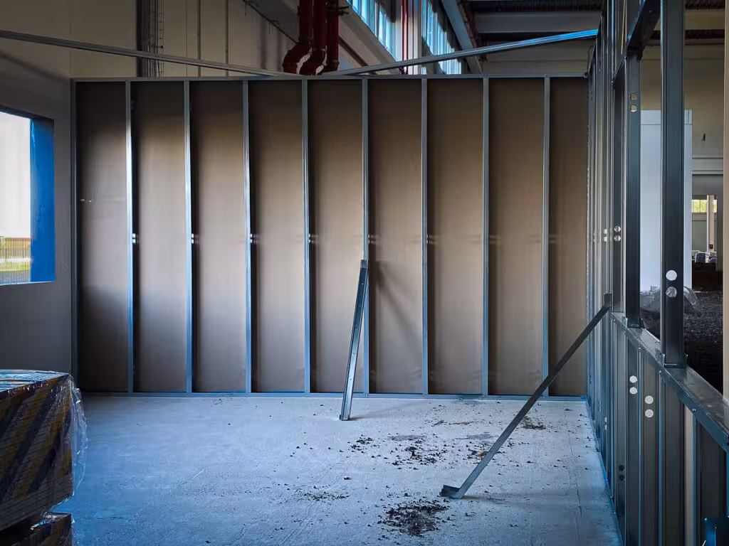 (پارتیشن) دیوار جدا کننده